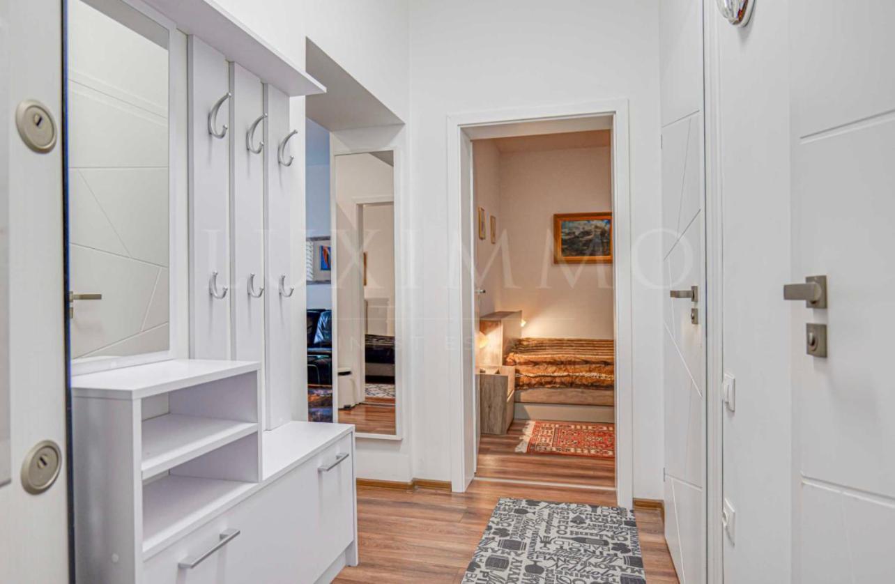 A Lovely 2 Bedroom Apartment In The Heart Of София Екстериор снимка