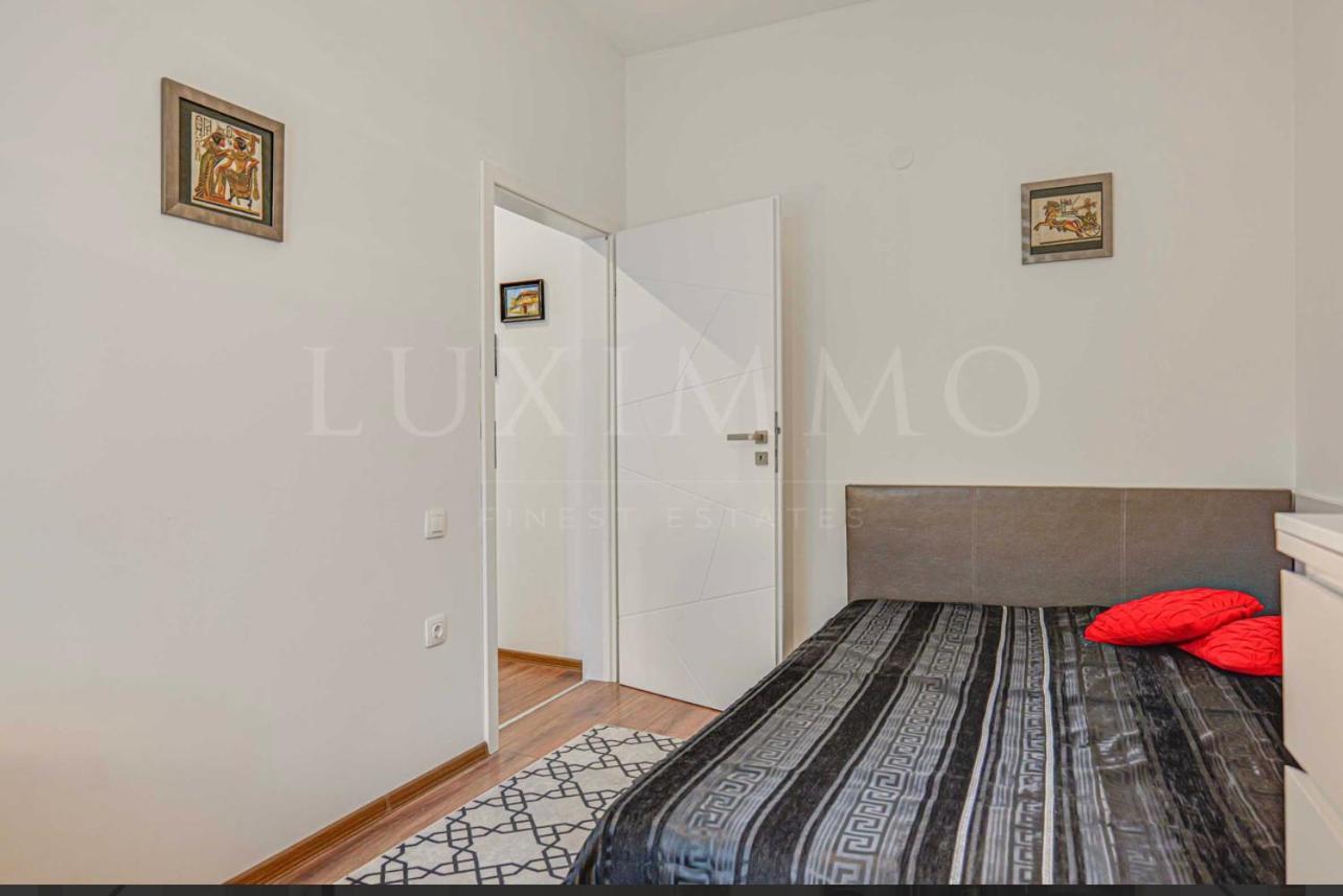 A Lovely 2 Bedroom Apartment In The Heart Of София Екстериор снимка